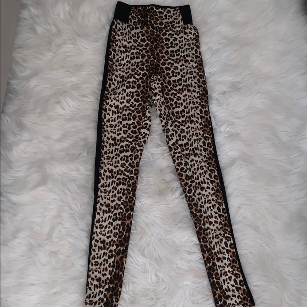 Leopard leggings